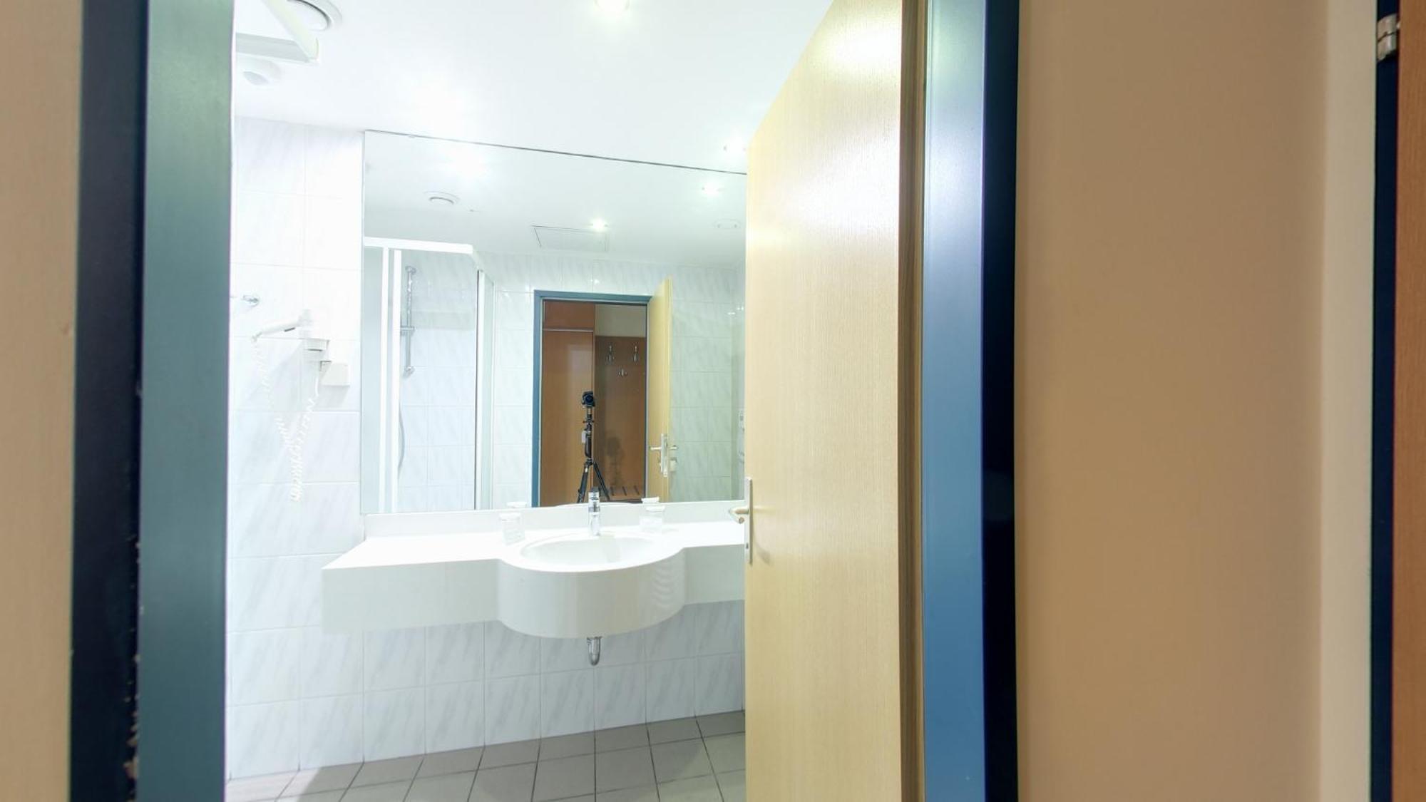 Continental Hotel-Pension Wina Bagian luar foto